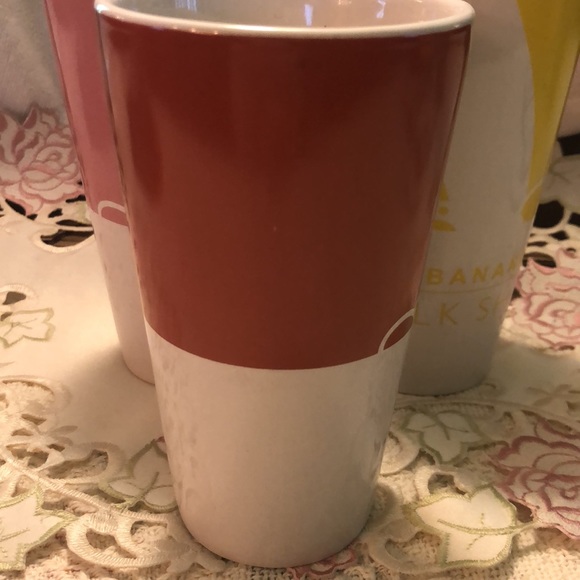 DONATED Three vintage ceramic milk shake glasses 5.5”x3.25” - Picture 12 of 13